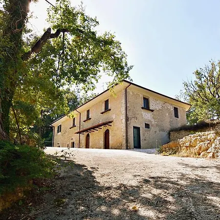 Colle Lo Zoppo Holiday home *